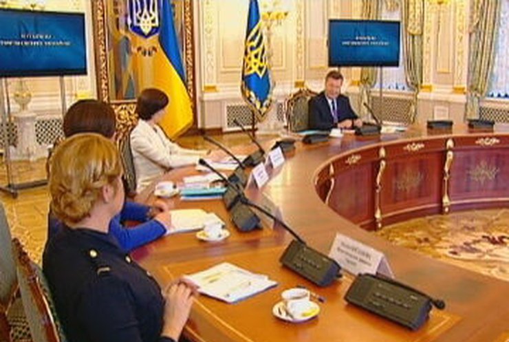 Сегодня Виктор Янукович пообщался с представителями украинских СМИ
