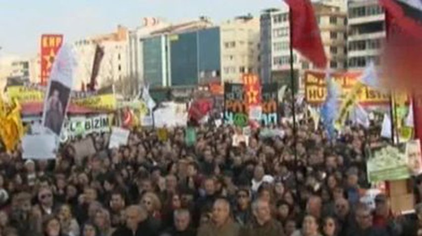 Полиция разогнала акцию протеста в Стамбуле