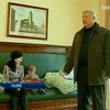 Львовская семья с детьми пришла пожить в приемную главы города