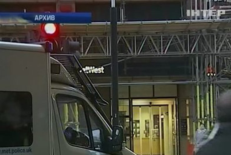 В Англии Санта-Клаус ограбил магазин