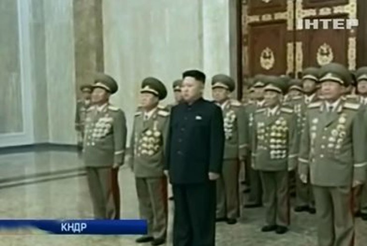 Ким Чен Ын призвал армию быть готовой к войне