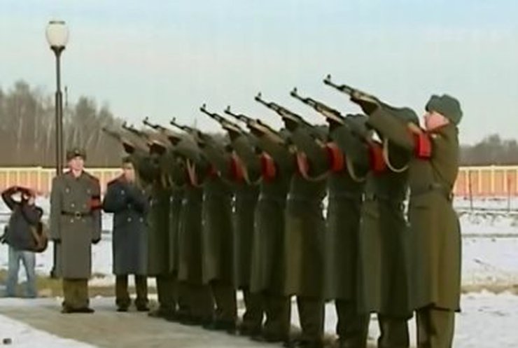 Сегодня в Подмосковье похоронили Михаила Калашникова