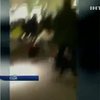 В США 400 подростков избили посетителей торгового центра