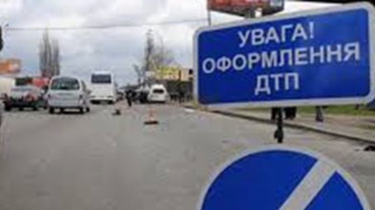 В Ивано-Франковской области столкнулись 2 автомобиля, три человека погибли
