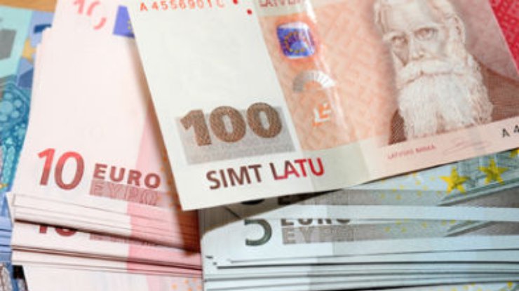 Латвийцы жалуются на скачок цен из-за перехода на евро
