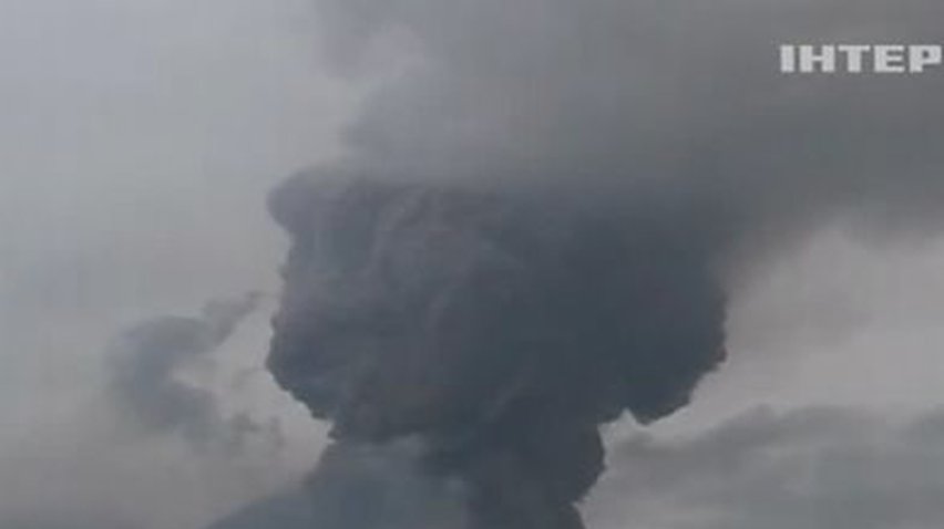 На Суматре проснулся вулкан Синабунг
