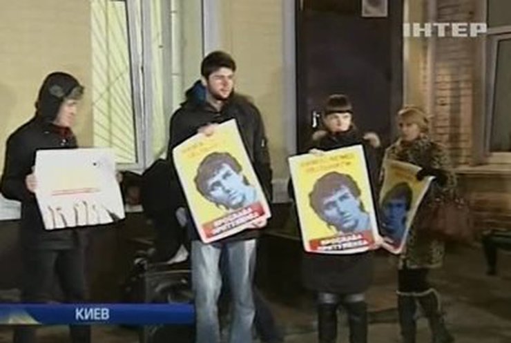 Активист Майдана, задержанный на Банковой, останется под стражей