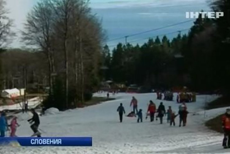 Аномальная зима испортила начало лыжного сезона в Словении