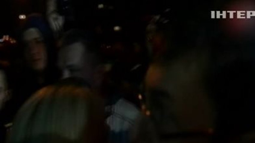 В Сети появилось видео, на котором видно, Луценко общался с "Беркутом"