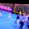 Украинские и словенские гандболисты устроили массовую драку