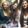 Выпускницы колледжа искусств удивили пассажиров поезда Москва-Санкт-Петербург