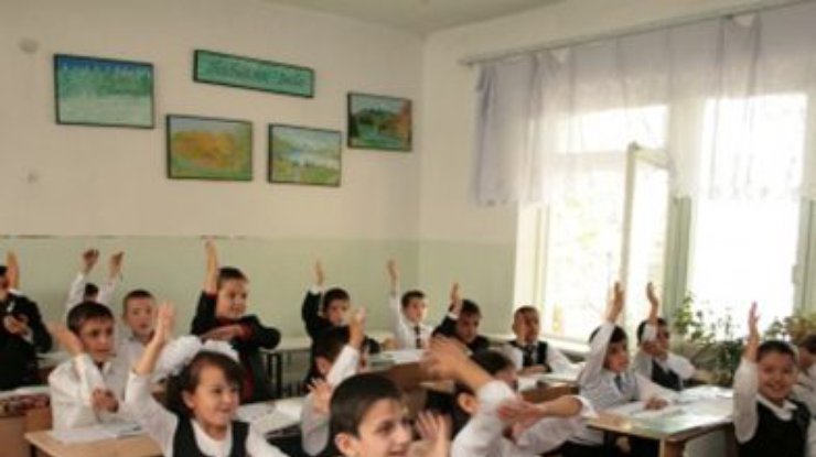 В Таджикистане школы переведут на 100-балльную систему