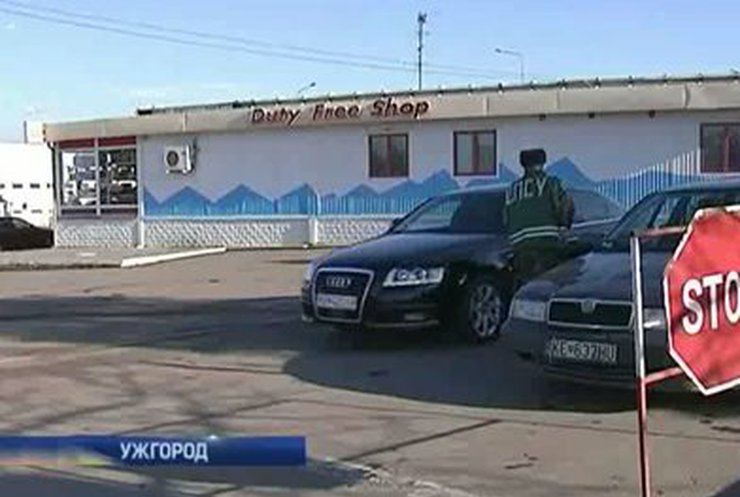 На границе со Словакией образовались очереди
