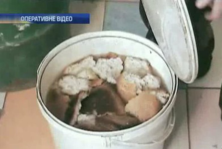 Запорожские заключенные готовили брагу к праздникам
