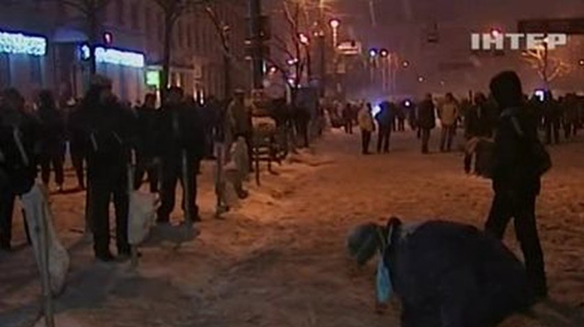 Священники на Грушевского молились за мир