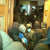Штурм ОГА в Черкассах: 58 человек задержаны, есть пострадавшие