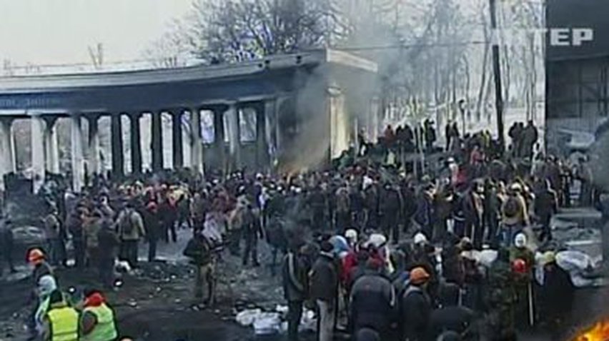 Суббота на Майдане прошла спокойно, а на Грушевского снова столкновения