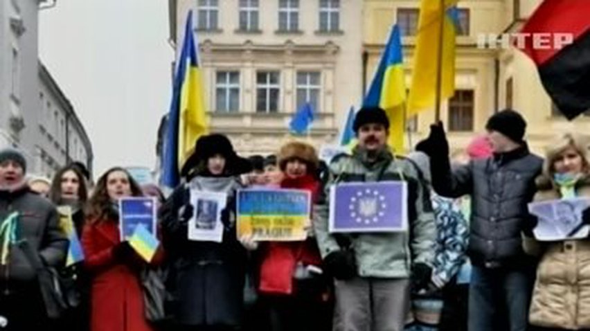 Акции за мирное решение конфликта в Украине прошли по всей планете