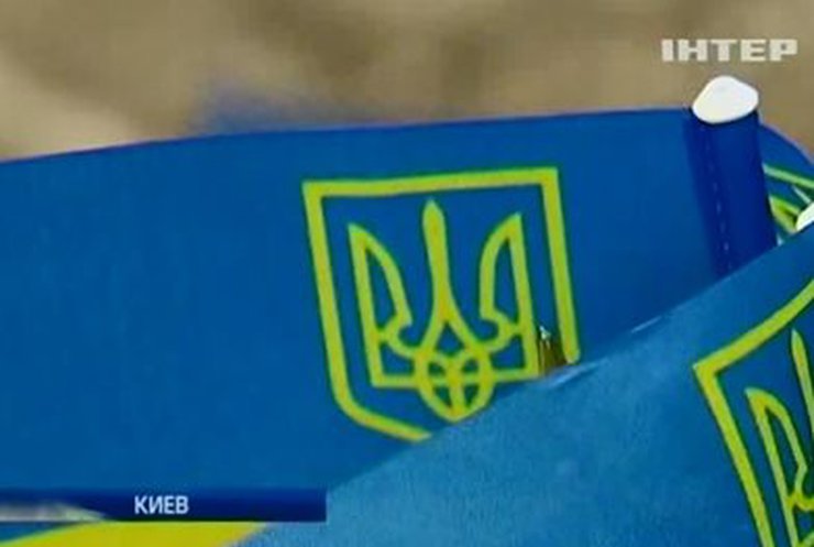 Украина празднует годовщину принятия Радой флага Украины