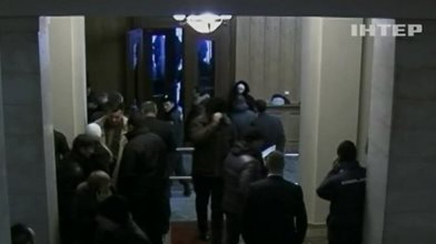 Студенты херсонского вуза ножами ранили троих милиционеров