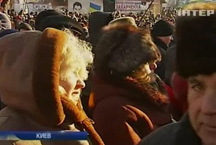В Киеве на Майдане незалежности прошло девятое "народное вече"