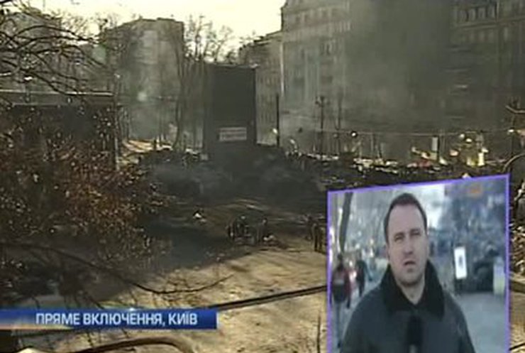 На Грушевского остаются протестующие