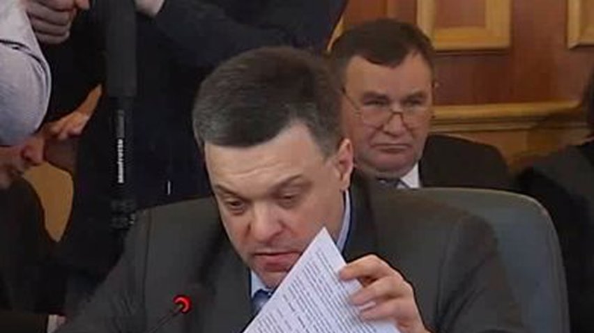 Оппозиционеры хотят принять новую Конституцию одним голосованием