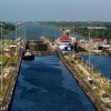 Работы по расширению Панамского канала приостановлены