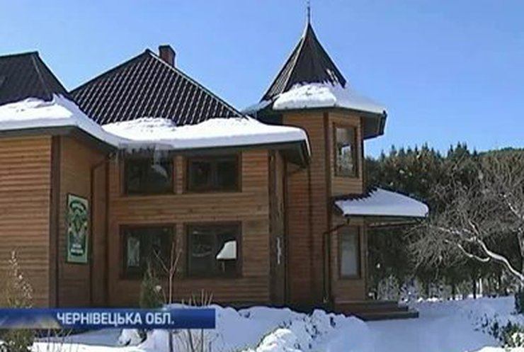 В буковинском селе люди уже 20 лет живут без электричества