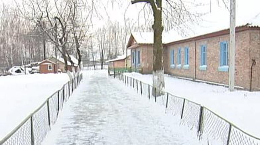 Украинские школьники возвращаются с внеплановых каникул