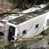 На Филиппинах автобус упал со 100-метрового обрыва: 13 погибших, десятки раненых