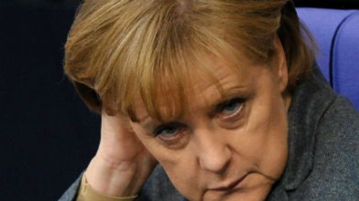 Меркель осудила Нуланд за нецензурные высказывания в адрес ЕС