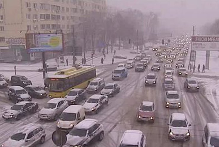Синоптики обещают мокрый снег и гололедицу