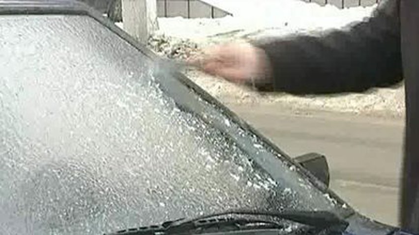 На Прикарпатье обрушился ледяной дождь