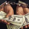 В Прикарпатье "взяли" сразу двух чиновников-взяточников