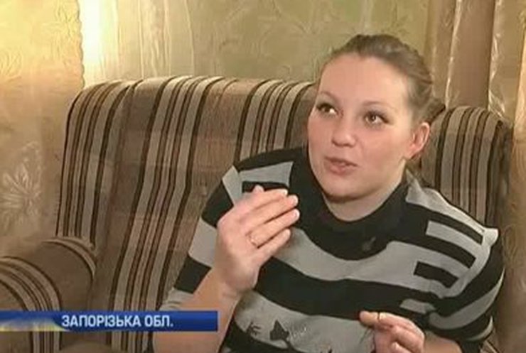 Женщина родила в карете скорой помощи среди снежных заносов