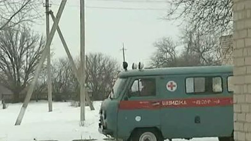 На Запорожье женщина родила в застрявшей в снегу "скорой"