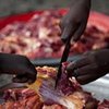 В ресторане в Нигерии подавали блюда из человеческого мяса
