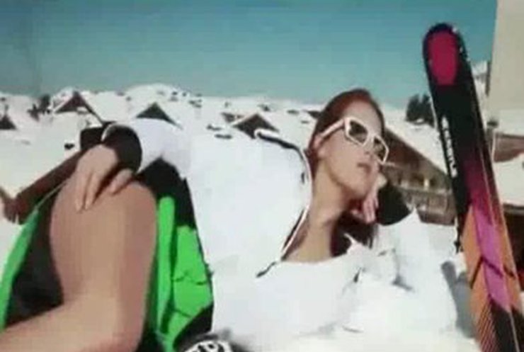 Из-за откровенной фотосессии ливанская горнолыжница оказалась в центре скандала
