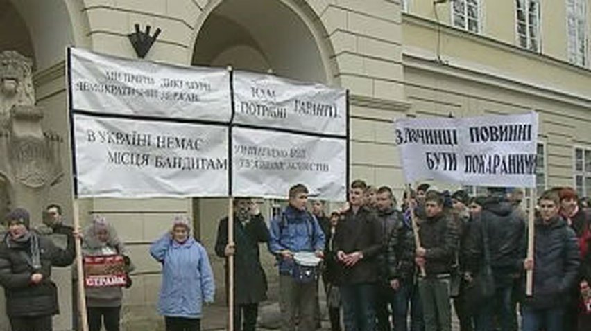 В городах Украины прошли митинги в поддержку европейского курса Украины