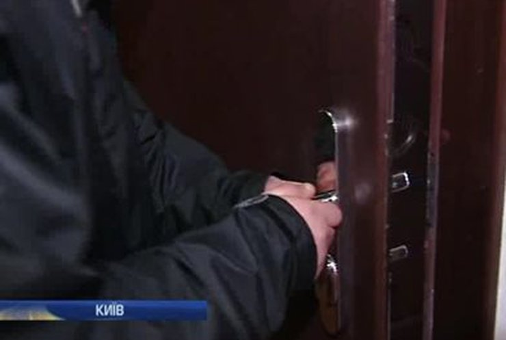 В Киеве "под шумок" беспорядков массово грабят квартиры