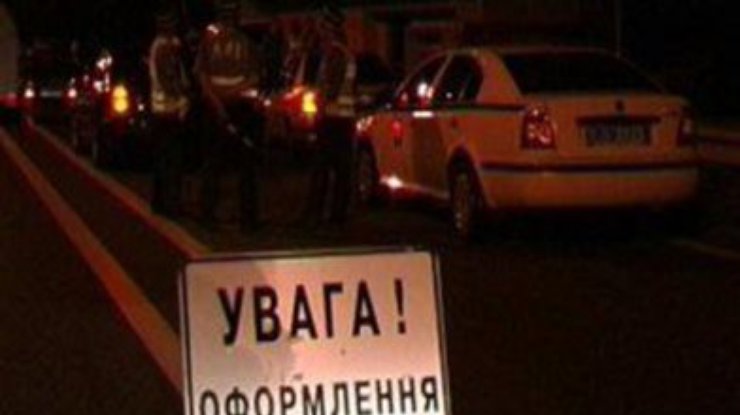 Нетрезвая женщина-водитель совершила ДТП с участием автомобиля ГАИ в Харькове