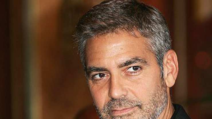 Джордж Клуни требует вернуть "Мону Лизу" в Италию