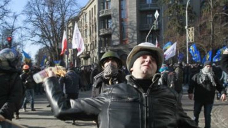 5 правоохранителей получили пулевые ранения в центре Киева