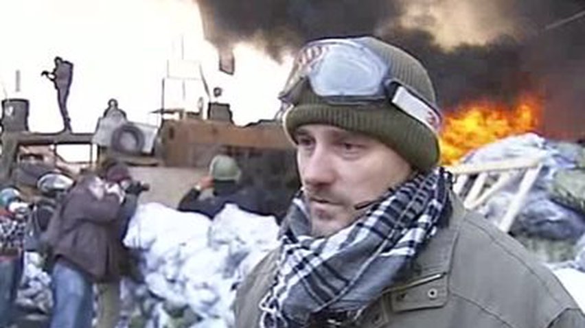 Мирное шествие закончилось массовыми стычками возле Рады