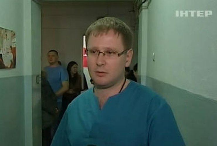 Киевляне сдают кровь для пострадавших в противостояниях