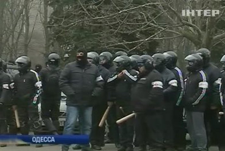 В Одессе неизвестные напали на оператора "Интера"