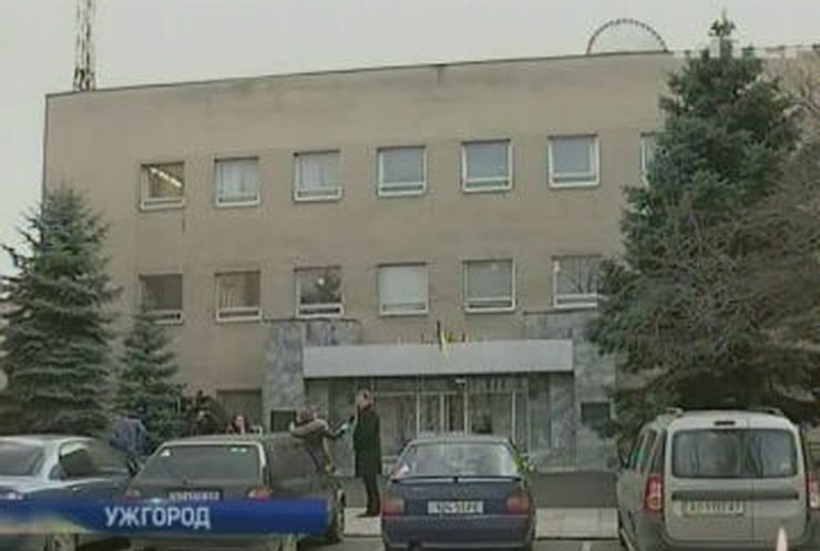 В Ужгороде горожане пикетировали местную телекомпанию