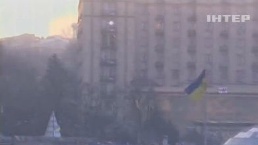 На Майдане прекратились выстрелы