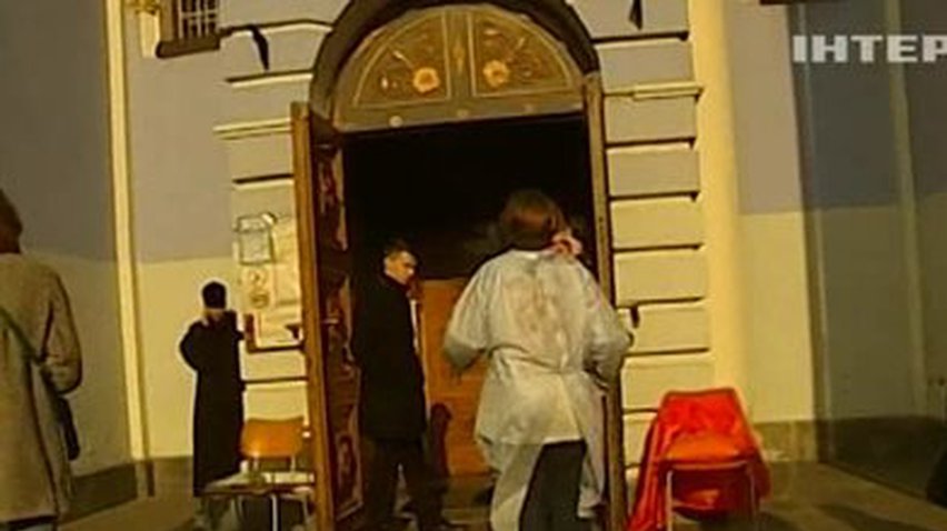 Протестующим помогает рекордное количество волонтеров по всей Украине